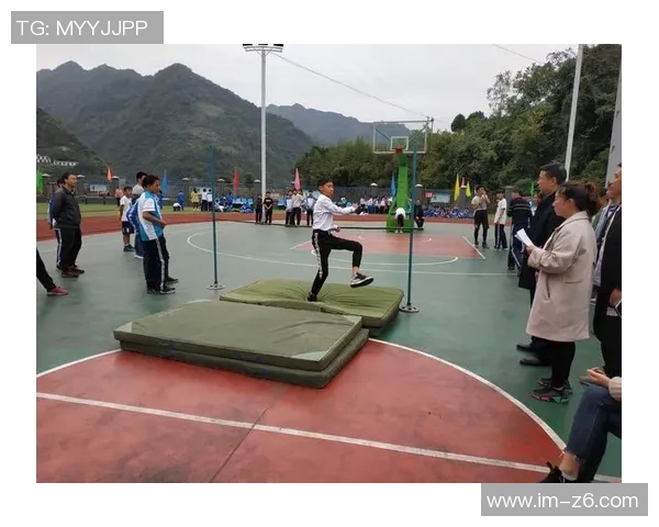 贺炜:面对失利中国队不必气馁未来仍需努力和提升 贺炜:面对失利中国队不必气馁未来仍需努力和提升